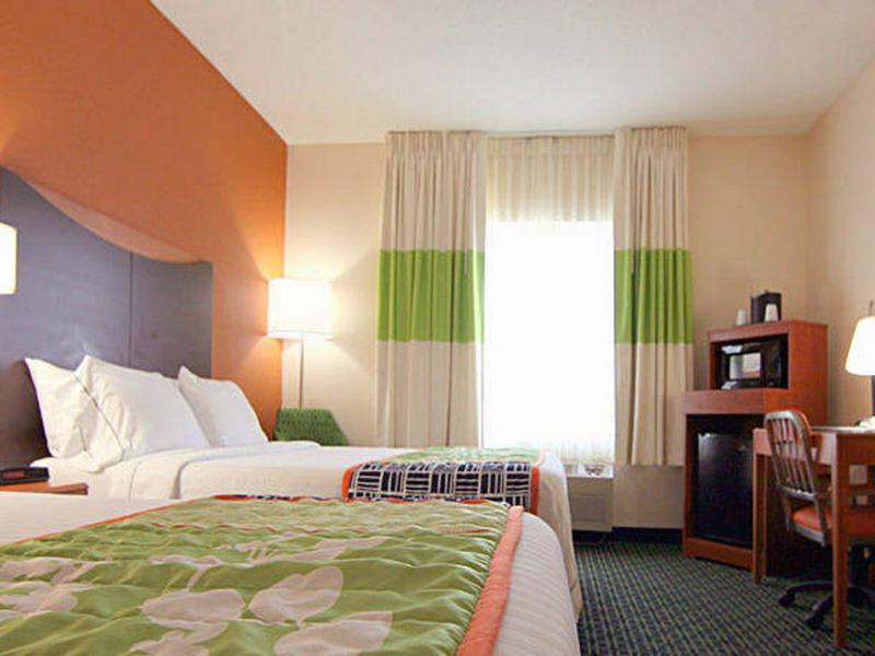 Fairfield Inn & Suites Kansas City Airport Eksteriør bilde