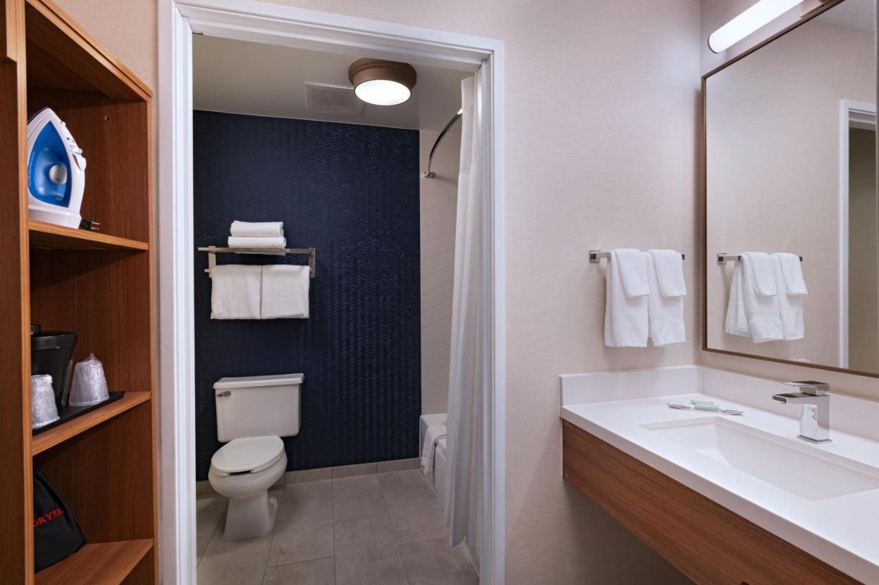 Fairfield Inn & Suites Kansas City Airport Eksteriør bilde