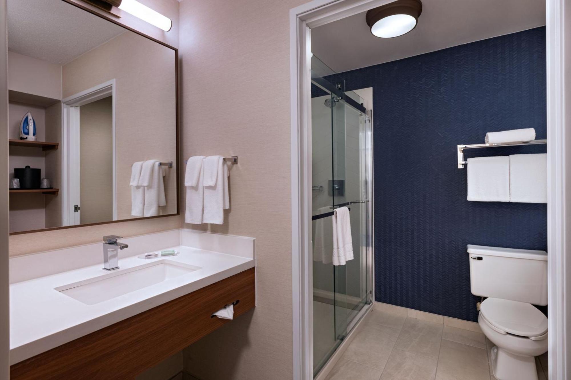 Fairfield Inn & Suites Kansas City Airport Eksteriør bilde