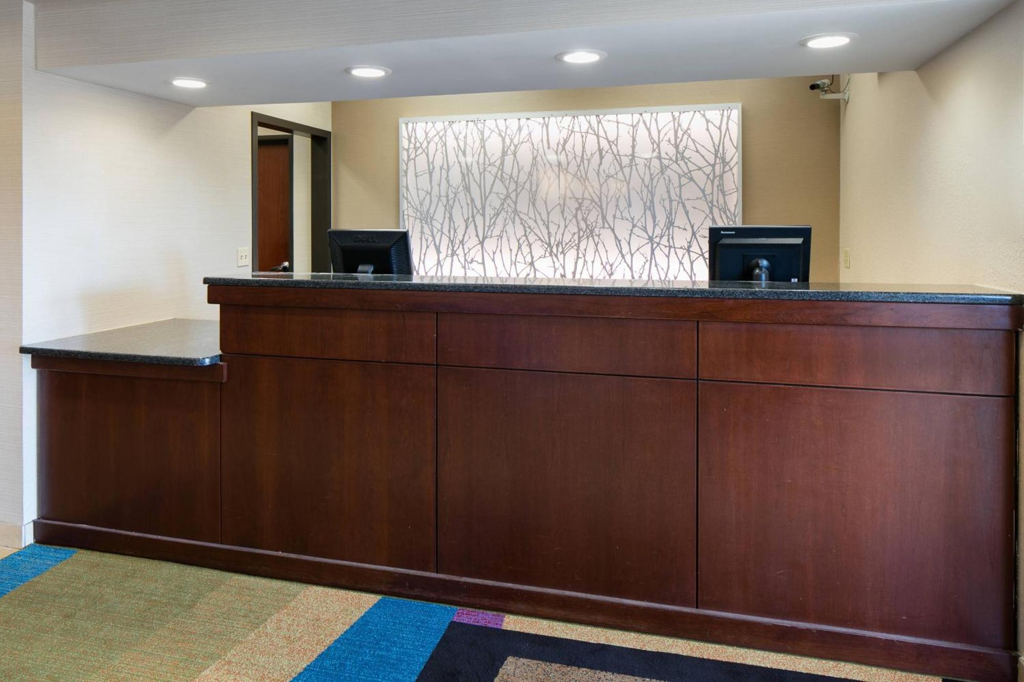 Fairfield Inn & Suites Kansas City Airport Eksteriør bilde