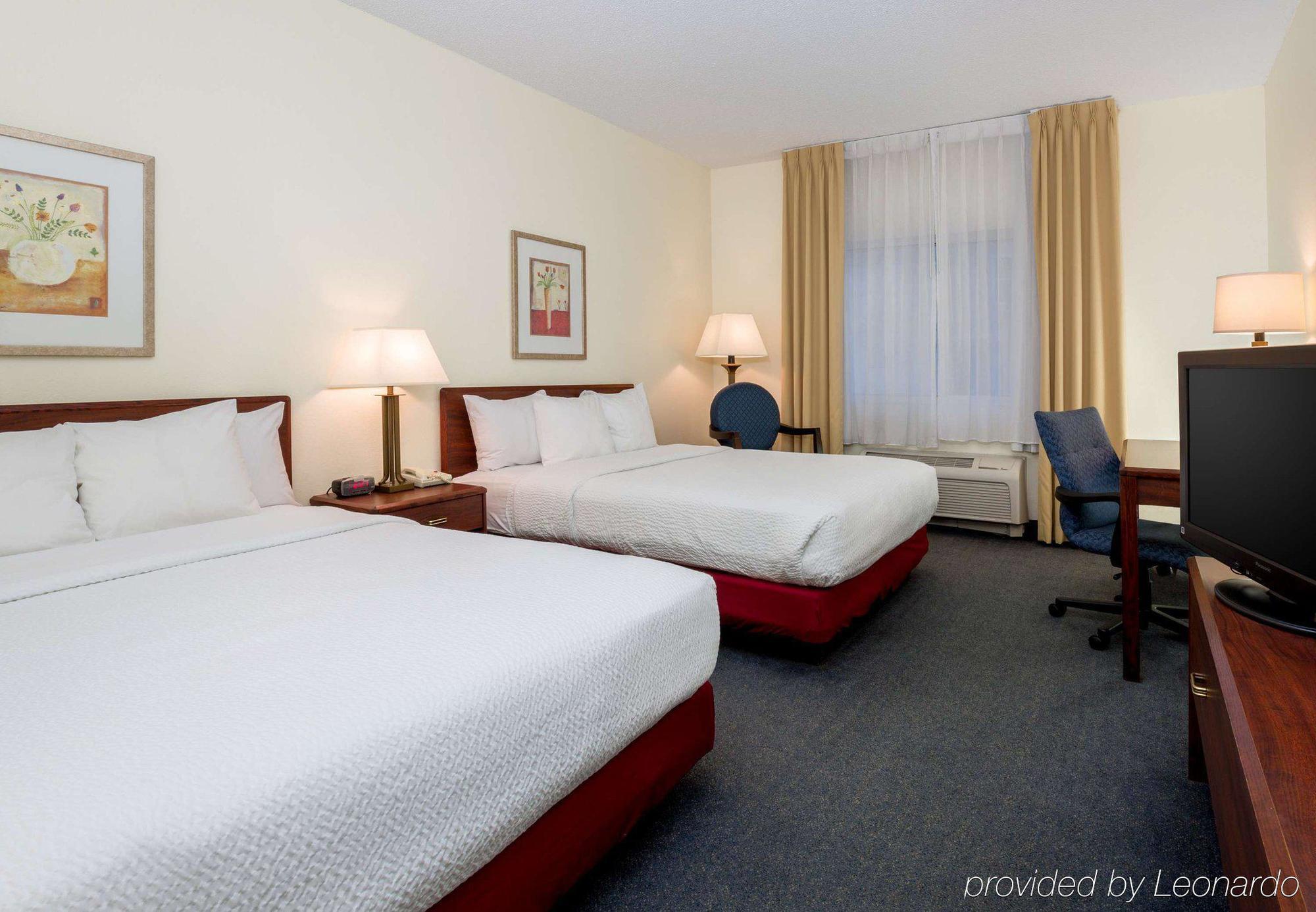 Fairfield Inn & Suites Kansas City Airport Eksteriør bilde