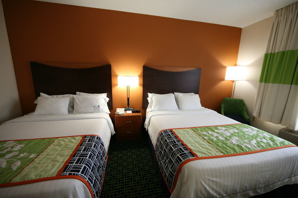 Fairfield Inn & Suites Kansas City Airport Eksteriør bilde