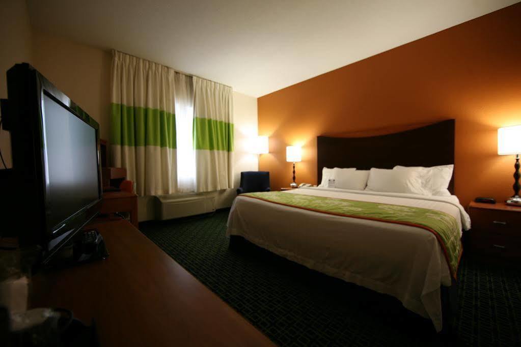 Fairfield Inn & Suites Kansas City Airport Eksteriør bilde